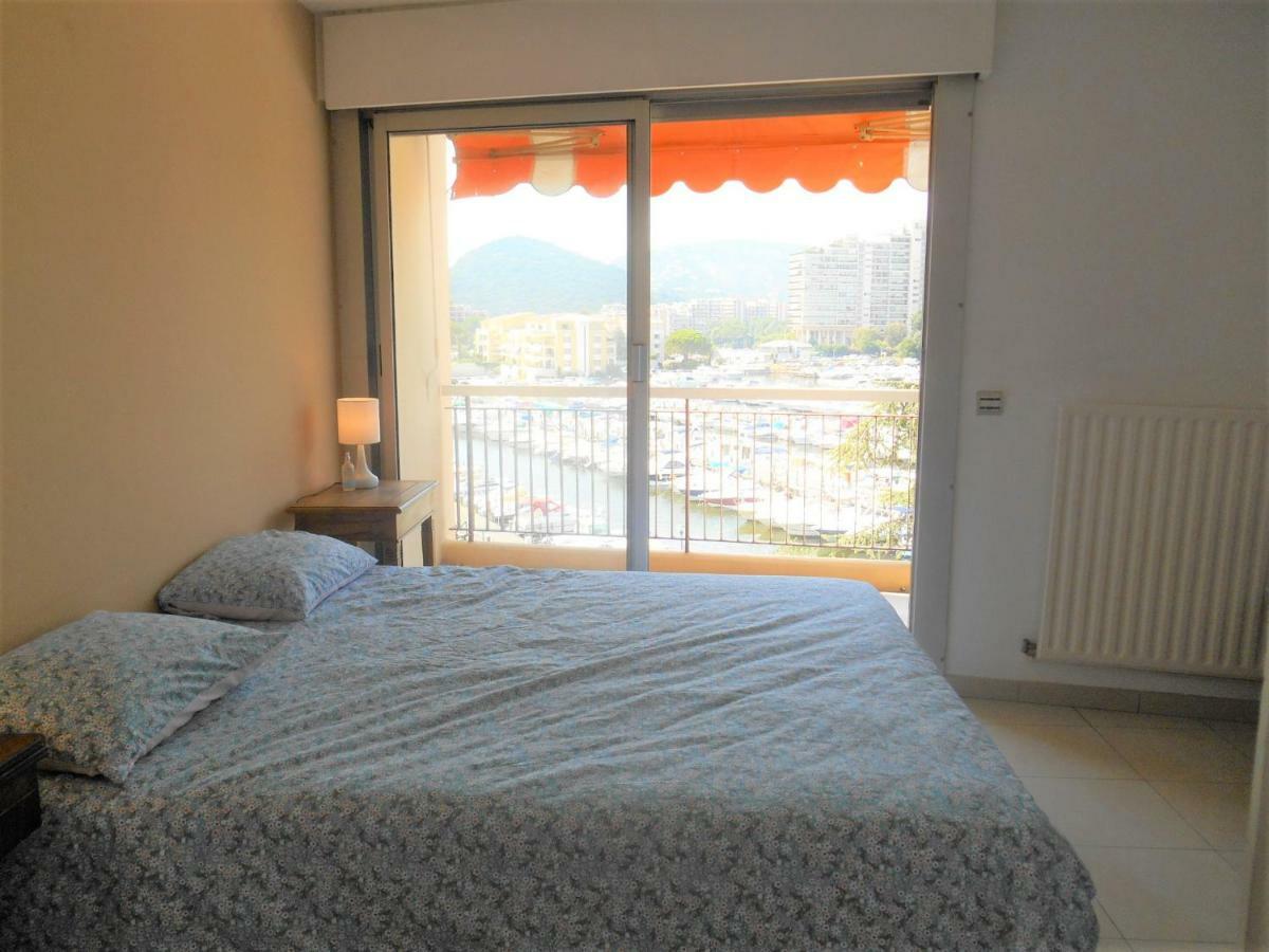 Appartement Le France - Vacances Cote D'Azur Mandelieu Esterno foto
